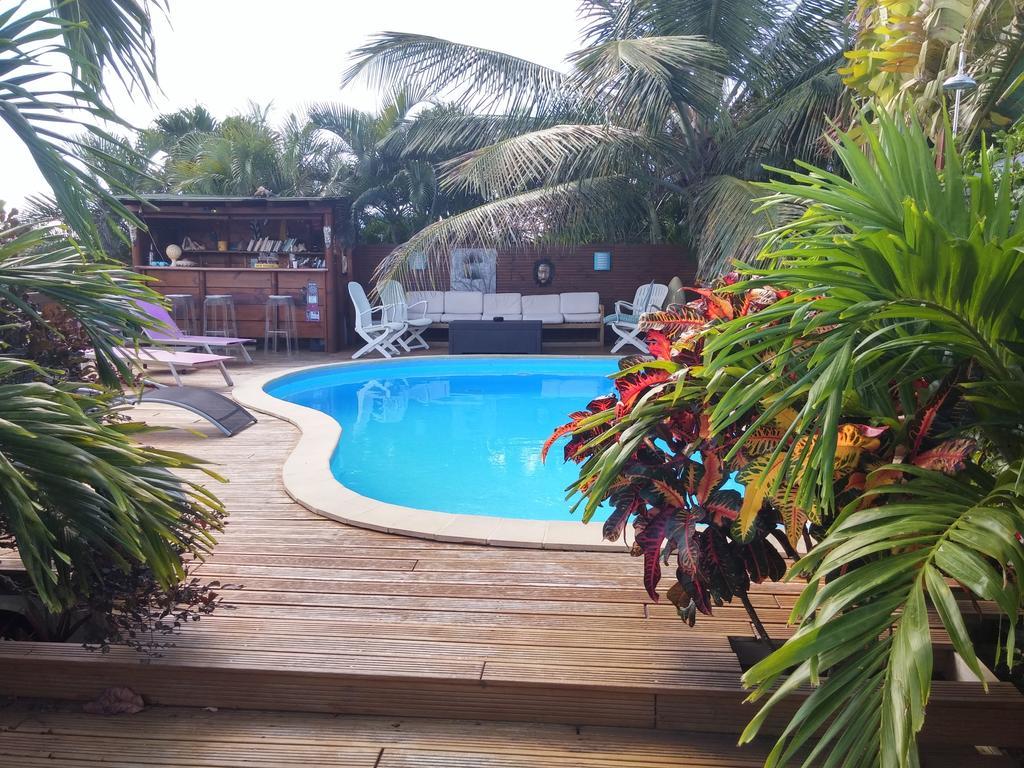 Les Flibustiers Apartamento Sainte-Anne  Exterior foto